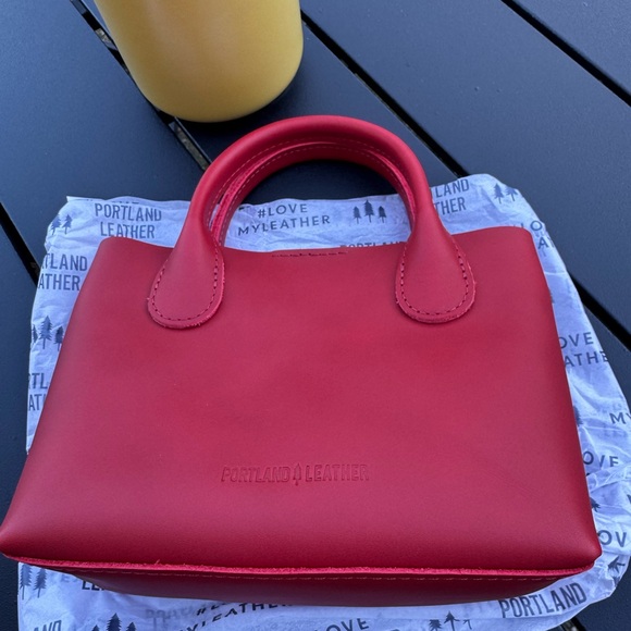 Portland Leather Vibrant Red Mini Bag - Picture 3 of 5